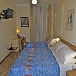 Camera Nuovo Albergo Centro Fotos