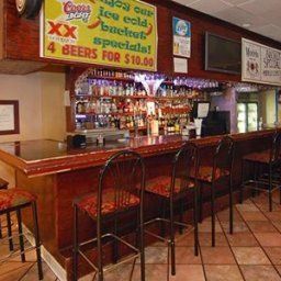 Bar Comfort Inn & Suites Airport North Fotos