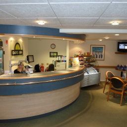 Hall Days Inn Michaelwood Gloucester Welcome Break Service Area Fotos