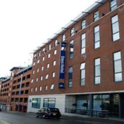Days Hotel Luton Лутон 