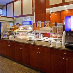Ristorante Holiday Inn Express NEW YORK CITY FIFTH AVENUE Fotos