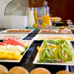 Buffet NH CORNELLA Fotos