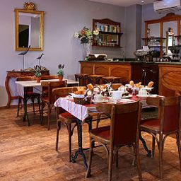 Salle du petit-déjeuner située dans le restaurant Arnaud Bernard Fotos