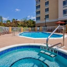 Pool Holiday Inn Hotel & Suites TALLAHASSEE CONFERENCE CTR N Fotos