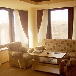 Zimmer HOTEL HRAZDAN Fotos