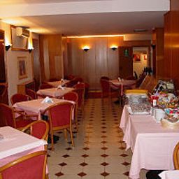 Salle du petit-déjeuner Principe Fotos