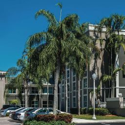 Außenansicht La Quinta Inn & Suites Plantation at SW 6th St Fotos