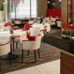 Breakfast room within restaurant Radisson Blu EU Fotos