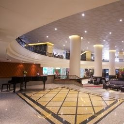 Холл Narai Hotel Fotos