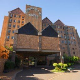 Vista exterior Centurion Lake Hotel Fotos