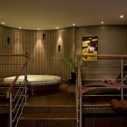 Тренажерный зал De Vere Venues Wokefield Park Fotos