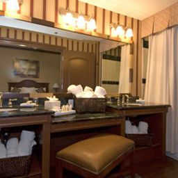  Inn at the Ballpark - A Luxury Hotel by Landry's Fotos