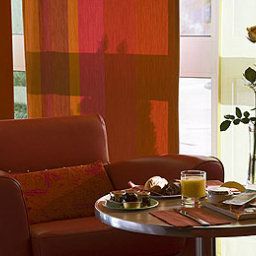 Breakfast room within restaurant Suite Novotel Montpellier. Fotos