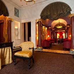 Hall Athenee Fotos