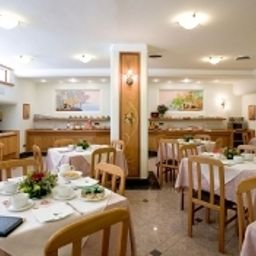 Breakfast room Comfort Hotel Gardenia Fotos