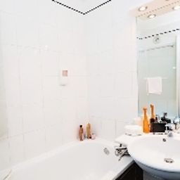Cuarto de baño Le Relais d Aubagne INTER-HOTEL Fotos