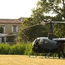 Exterior view Moulin de Chalons Logis Fotos