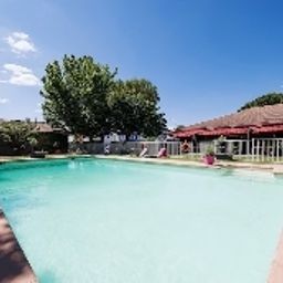 Piscina Le Relais d Aubagne INTER-HOTEL Fotos