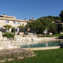 Vue extérieure Le Mas de la Rose Chateaux et Hotels Collection Fotos
