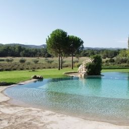 Piscine Le Mas de la Rose Chateaux et Hotels Collection Fotos