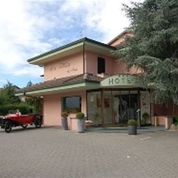 Außenansicht La Villa Fotos