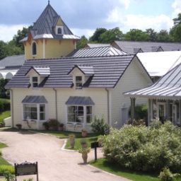 Exterior view Colonial Country Club d'Etiolles Fotos