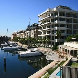 Vue extérieure Waterfront Village Fotos