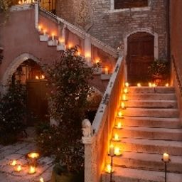 Фасад Palazzo Odoni Fotos