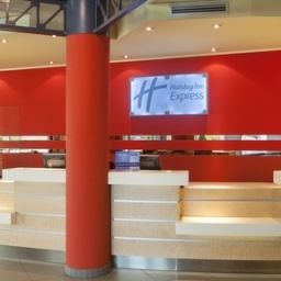 Halle Holiday Inn Express LANGHE CHERASCO Fotos