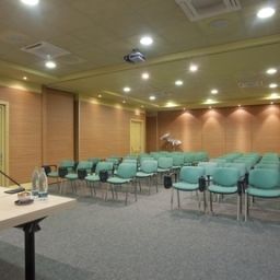 Tagungsraum Holiday Inn Express LANGHE CHERASCO Fotos