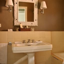 Salle de bains Le Mas de Chastelas Chateaux et Hotels Collection Fotos