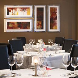 Зал для завтрака Sofitel London Gatwick Fotos