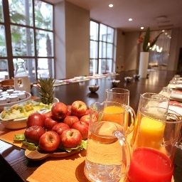 Комната для завтраков Town House 12 Fotos