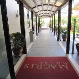 Widok zewnętrzny Magri's Hotel Fotos