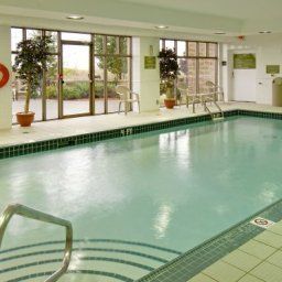 Pool Hampton Inn by Hilton TorontoMississauga West Fotos
