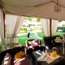 Widok zewnętrzny Fenix Hotel Fotos