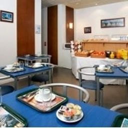 Salle du petit-déjeuner Appart City Blois Residence Hoteliere Fotos