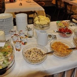 Buffet Roessle Fotos