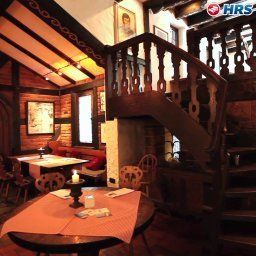 Salle du petit-déjeuner située dans le restaurant Der Grischäfer Landhotel Fotos