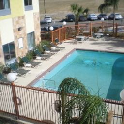 Pool Staybridge Suites LAREDO Fotos