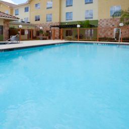 Pool Staybridge Suites LAREDO Fotos