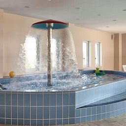 Pool Grand Peterhof SPA Fotos