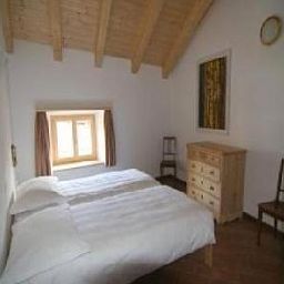 Chambre Zum Weissen Kreuz Gasthaus Fotos