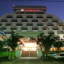 Vista exterior Crowne Plaza MANAGUA Fotos