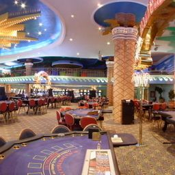 Hall Crowne Plaza MARUMA HOTEL & CASINO Fotos