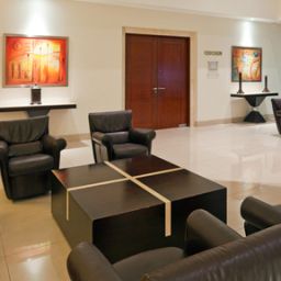 Hall Holiday Inn Express PLAYA DEL CARMEN Fotos