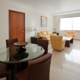 Suite Holiday Inn Express PLAYA DEL CARMEN Fotos