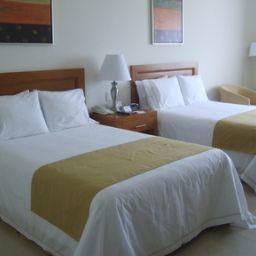 Habitación Holiday Inn Express PLAYA DEL CARMEN Fotos