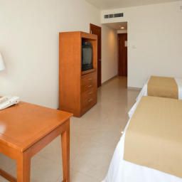 Habitación Holiday Inn Express PLAYA DEL CARMEN Fotos