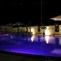 Pool Schlosshof Resort Hotel & Camping Fotos